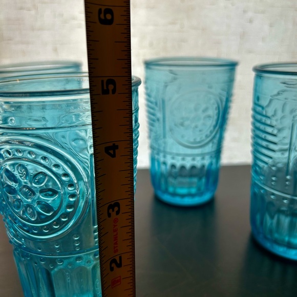 Set of 6 Bormioli Rocco Aqua Blue glasses. 4.75”H x 3.15”W Made in Italy - Picture 11 of 14